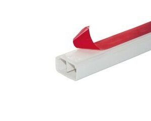 Canaleta Branca 20X10 C/Divisória E Fita Adesiva Steck